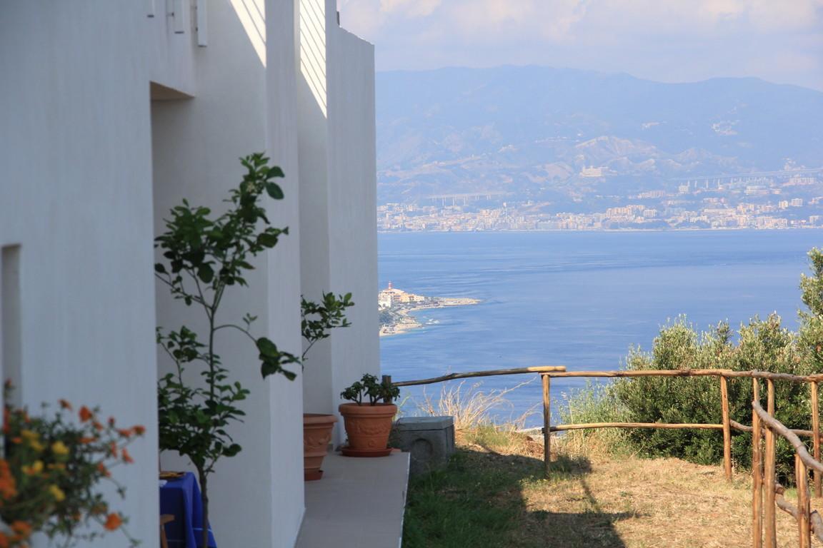 B&B Blu Infinito Villa San Giovanni Exterior foto